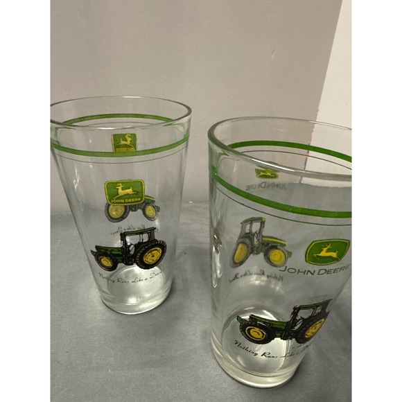 John Deere Tractor Glasses Set of 4 Nothing Runs Like a DeerePint Tumblers Green - Picture 6 of 6